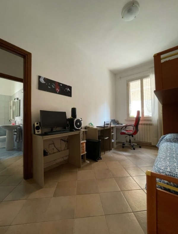 Tipologia Immobile: appartamento Provincia: roma Comune: roma Località: marconi Indirizzo: Via Damasco