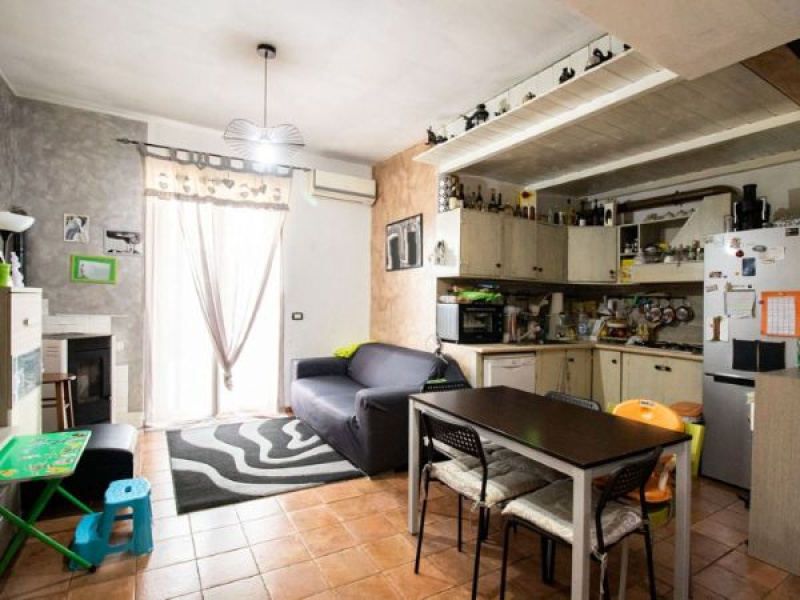 Tipologia Immobile: appartamento Provincia: roma Comune: anguillara sabazia Località:  Indirizzo: Via delle Pantane