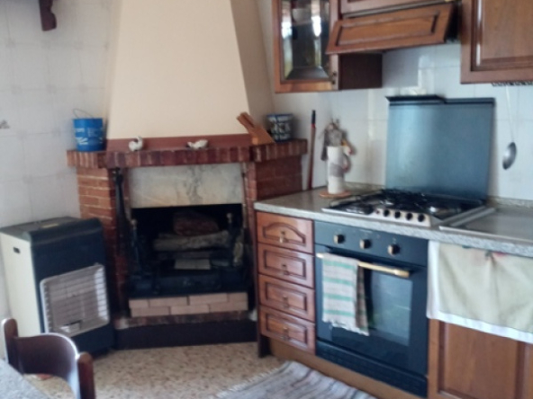 Tipologia Immobile: appartamento Provincia: roma Comune: magliano romano Località:  Indirizzo: Via delle Croci