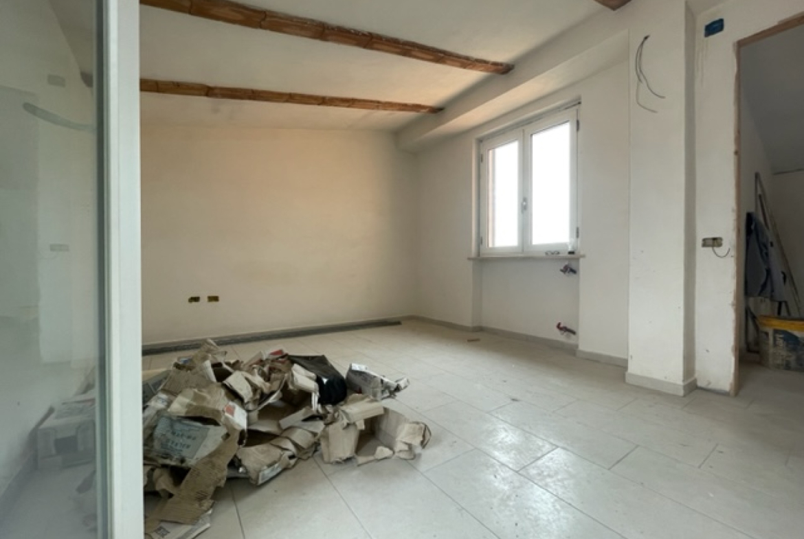Tipologia Immobile: appartamento Provincia: roma Comune: ardea Località: tor san lorenzo Indirizzo: Via Legnano