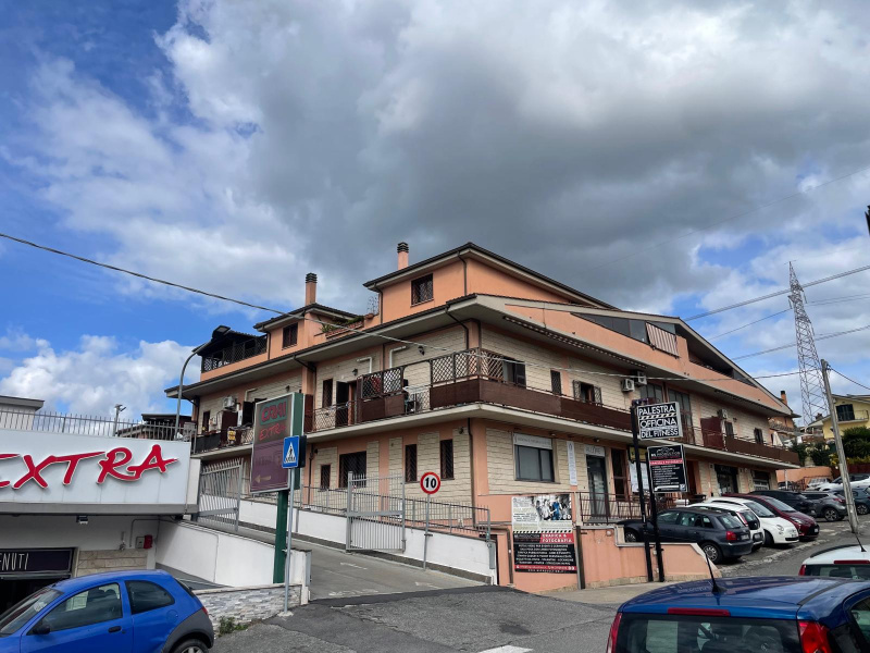 Tipologia Immobile: appartamento Provincia: roma Comune: guidonia montecelio Località: setteville nord Indirizzo: Via Corrado Anticoli