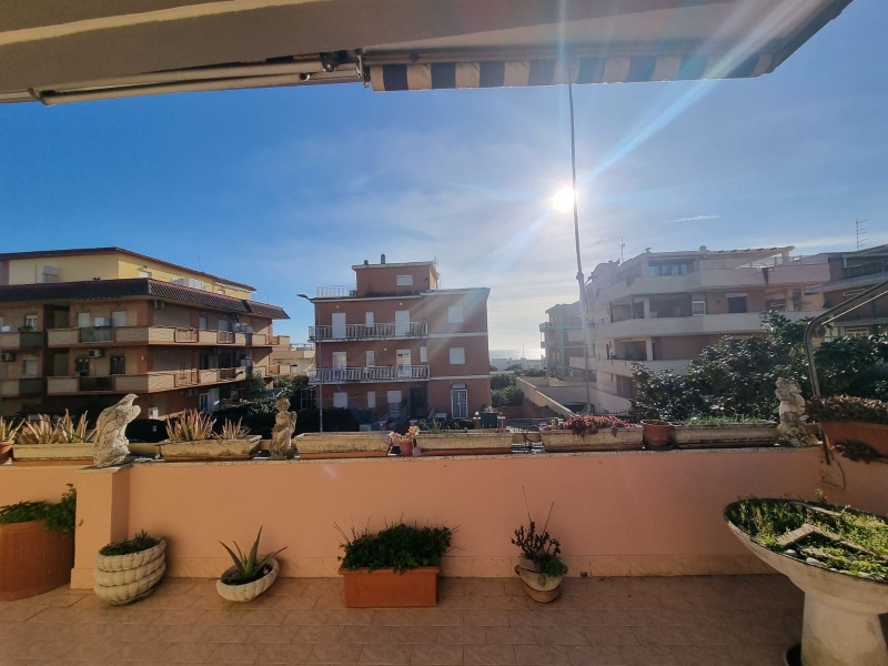 Tipologia Immobile: appartamento Provincia: roma Comune: pomezia Località: torvaianica centro Indirizzo: Via Rumenia