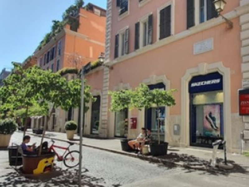 Tipologia Immobile: attività commerciale Provincia: roma Comune: roma Località: campitelli - centro storico Indirizzo: Via della Frezza