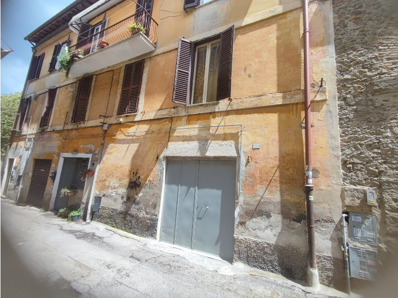 Tipologia Immobile: appartamento Provincia: roma Comune: albano laziale Località: centro urbano Indirizzo: Via Propaganda