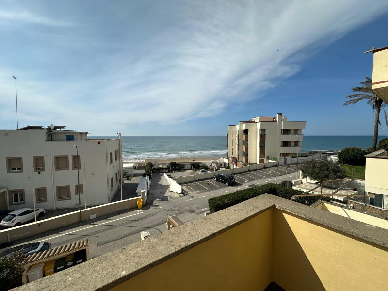 Tipologia Immobile: appartamento Provincia: roma Comune: anzio Località: lavinio mare Indirizzo: Passeggiata Delle Sirene