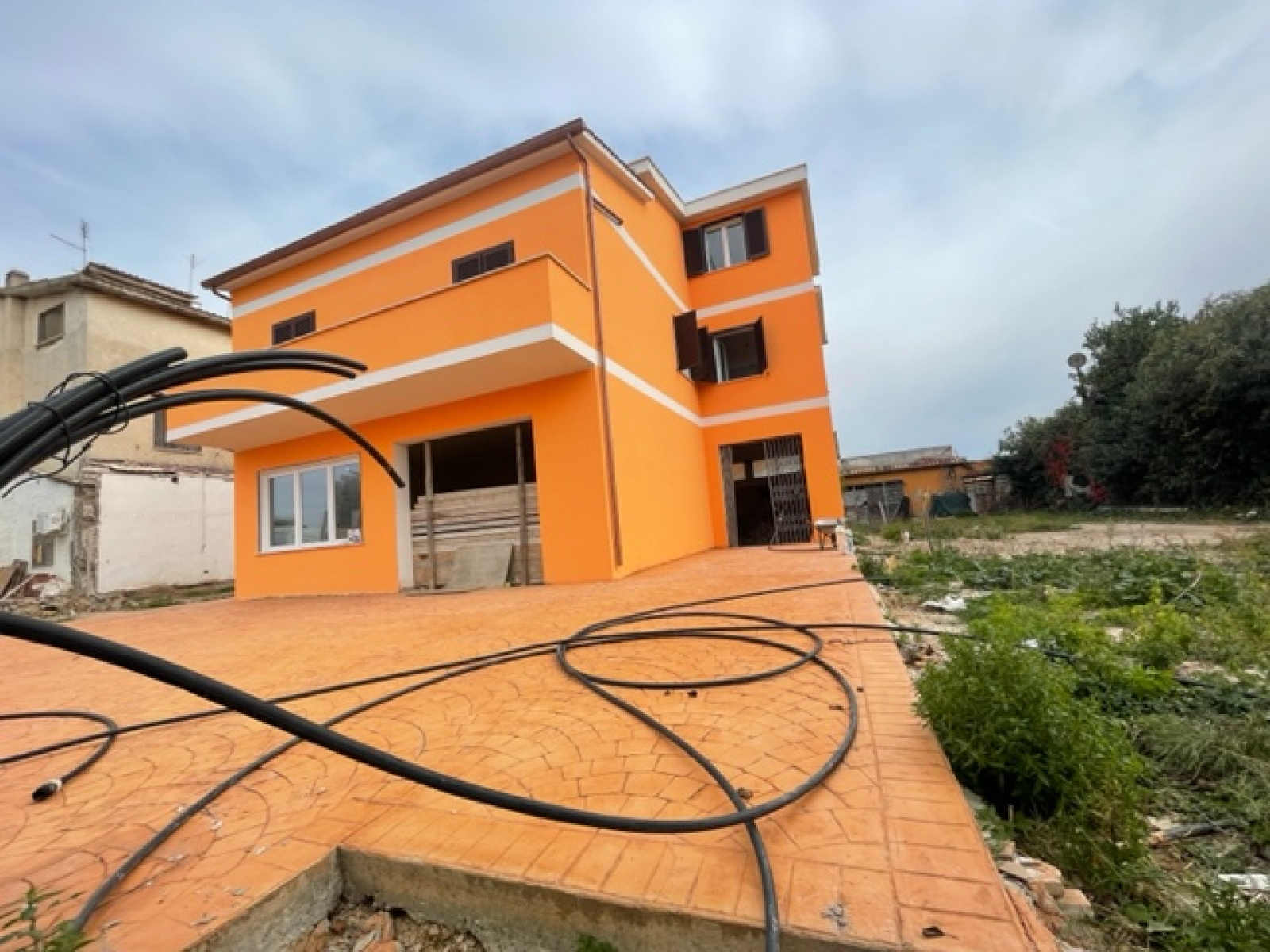 Tipologia Immobile: appartamento Provincia: roma Comune: ardea Località: tor san lorenzo Indirizzo: Via Legnano