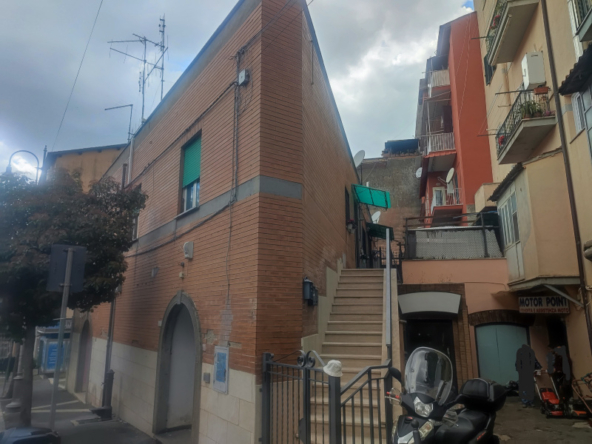 Tipologia Immobile: appartamento Provincia: roma Comune: genzano di roma Località:  Indirizzo: Via Fratelli Attilio ed Emilio Colabona