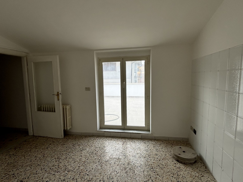 Tipologia Immobile: appartamento Provincia: roma Comune: monterotondo Località: monterotondo Indirizzo: Via Bruno Angellotti