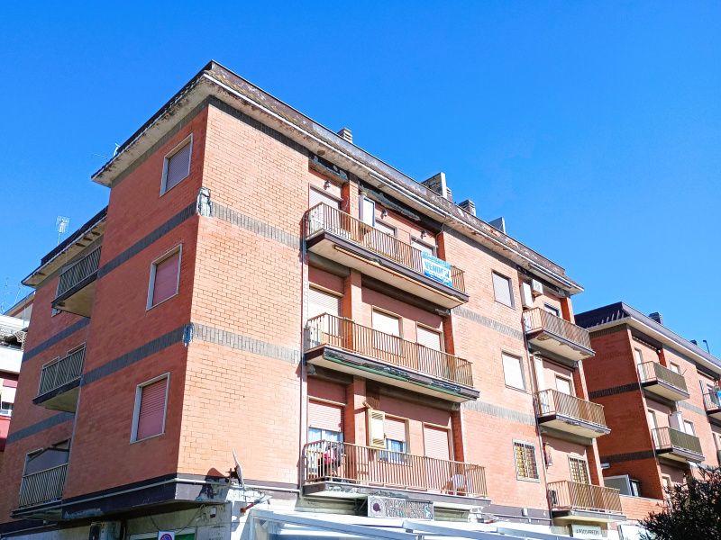 Tipologia Immobile: appartamento Provincia: roma Comune: pomezia Località:  Indirizzo: Viale Spagna