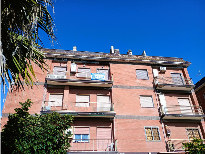 Tipologia Immobile: appartamento Provincia: roma Comune: pomezia Località:  Indirizzo: Viale Spagna