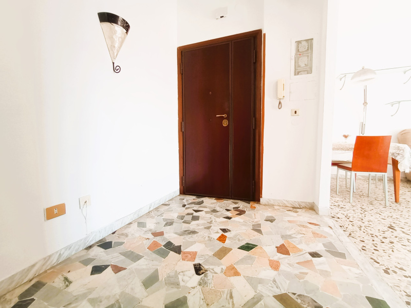 Tipologia Immobile: appartamento Provincia: roma Comune: pomezia Località:  Indirizzo: Viale Spagna
