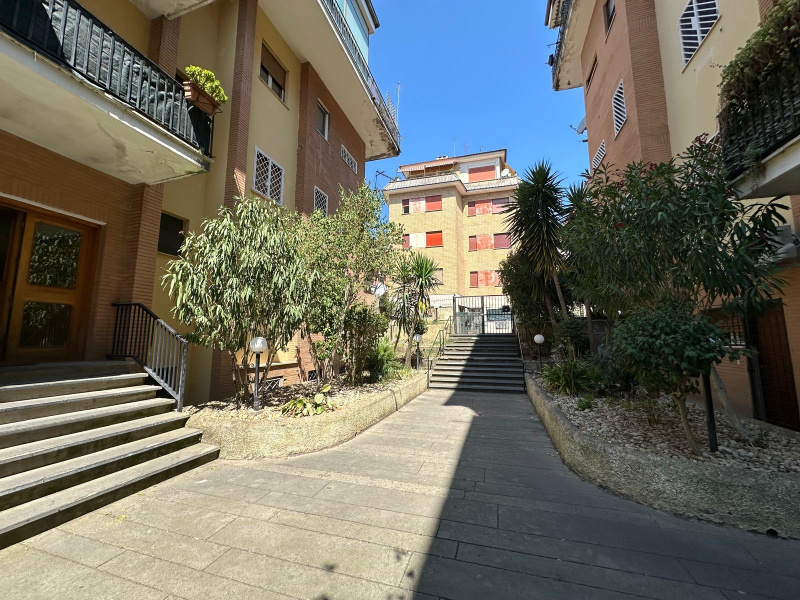 Tipologia Immobile: appartamento Provincia: roma Comune: roma Località: grottarossa - tomba di nerone Indirizzo: Via Gradoli