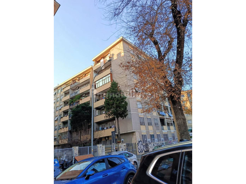 Tipologia Immobile: appartamento Provincia: roma Comune: roma Località: cinecittà - don bosco Indirizzo: Viale Palmiro Togliatti