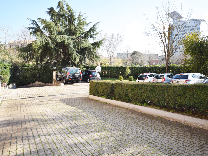 Tipologia Immobile: appartamento uso ufficio Provincia: roma Comune: roma Località: torrino Indirizzo: Viale Città d'Europa
