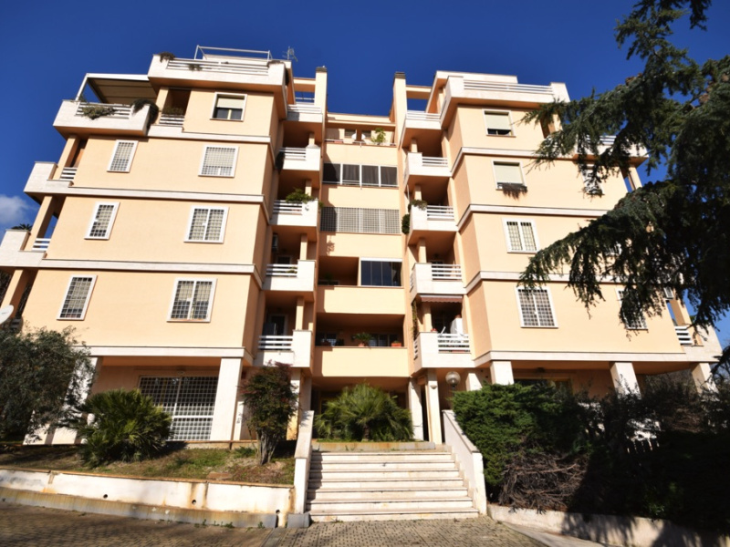 Tipologia Immobile: appartamento uso ufficio Provincia: roma Comune: roma Località: torrino Indirizzo: Viale Città d'Europa