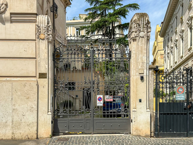 Tipologia Immobile: appartamento uso ufficio Provincia: roma Comune: roma Località: campitelli - centro storico Indirizzo: Via del Tempio