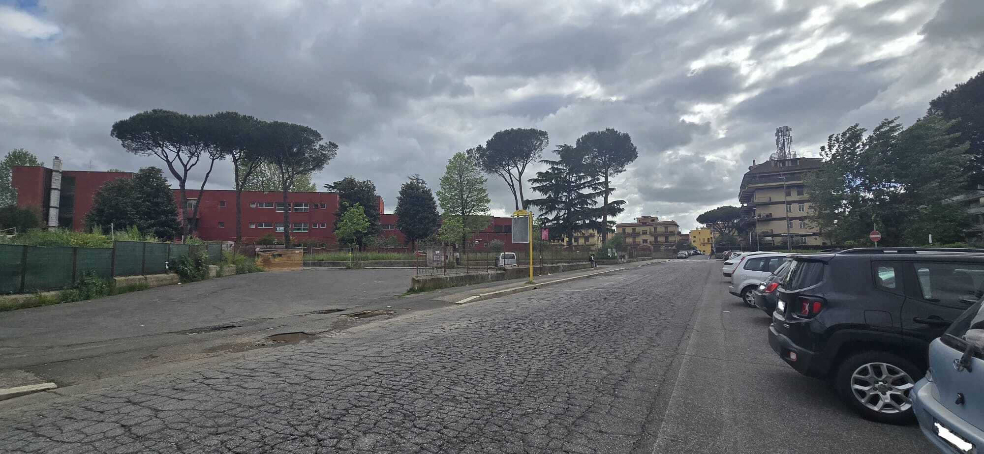 Tipologia Immobile: locale commerciale / negozio Provincia: roma Comune: roma Località: torre gaia - torrenova Indirizzo: Via Francesco Merlini
