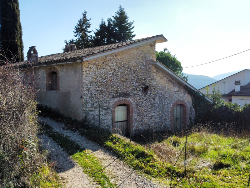 Tipologia Immobile: rustico/casale Provincia: rieti Comune: torricella in sabina Località:  Indirizzo: Località Vallicelli