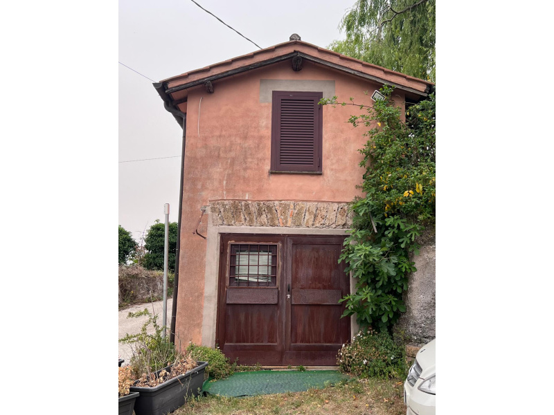 Tipologia Immobile: rustico/casale Provincia: viterbo Comune: vetralla Località:  Indirizzo: