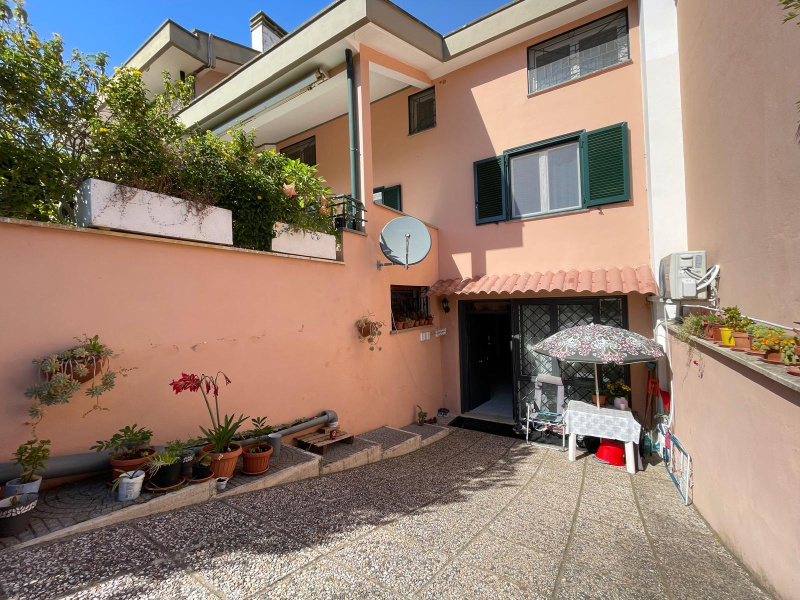 Tipologia Immobile: appartamento Provincia: roma Comune: anzio Località: cinquemiglia Indirizzo: Viale Vittorio Alfieri