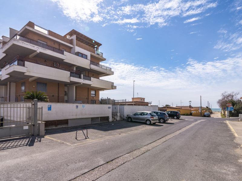 Tipologia Immobile: appartamento Provincia: roma Comune: ardea Località: marina di ardea Indirizzo: lungomare degli ardeatini