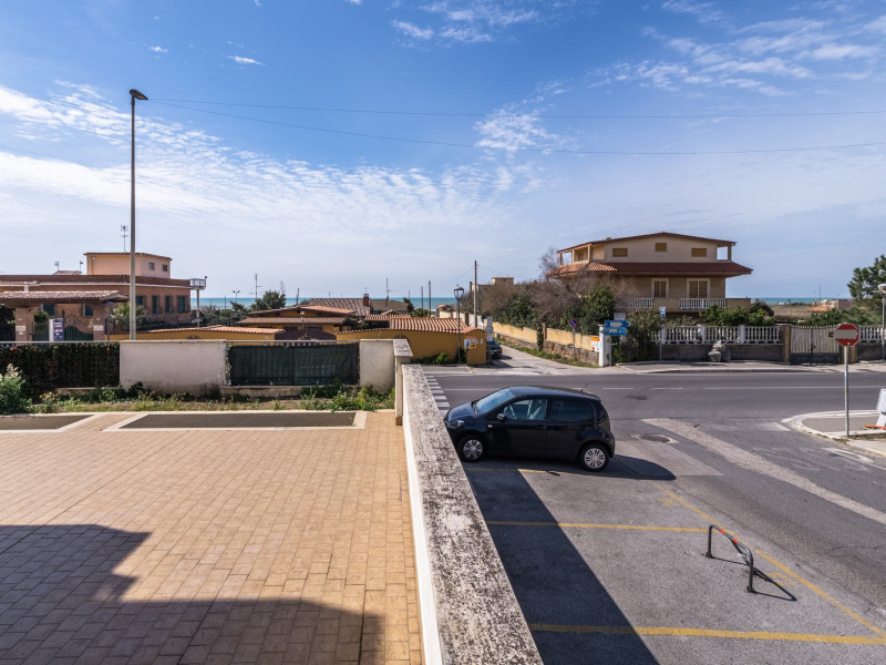 Tipologia Immobile: appartamento Provincia: roma Comune: ardea Località: marina di ardea Indirizzo: lungomare degli ardeatini