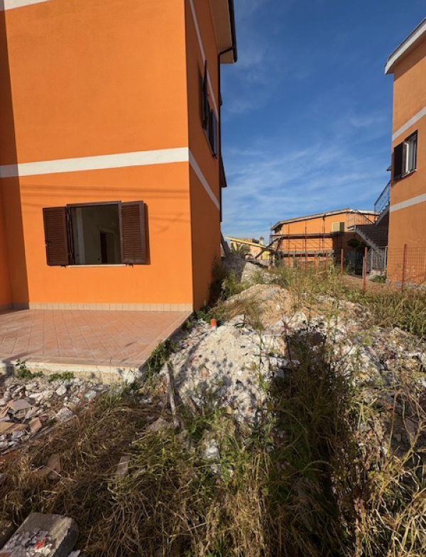 Tipologia Immobile: appartamento Provincia: roma Comune: ardea Località: nuova florida Indirizzo: Via Legnano