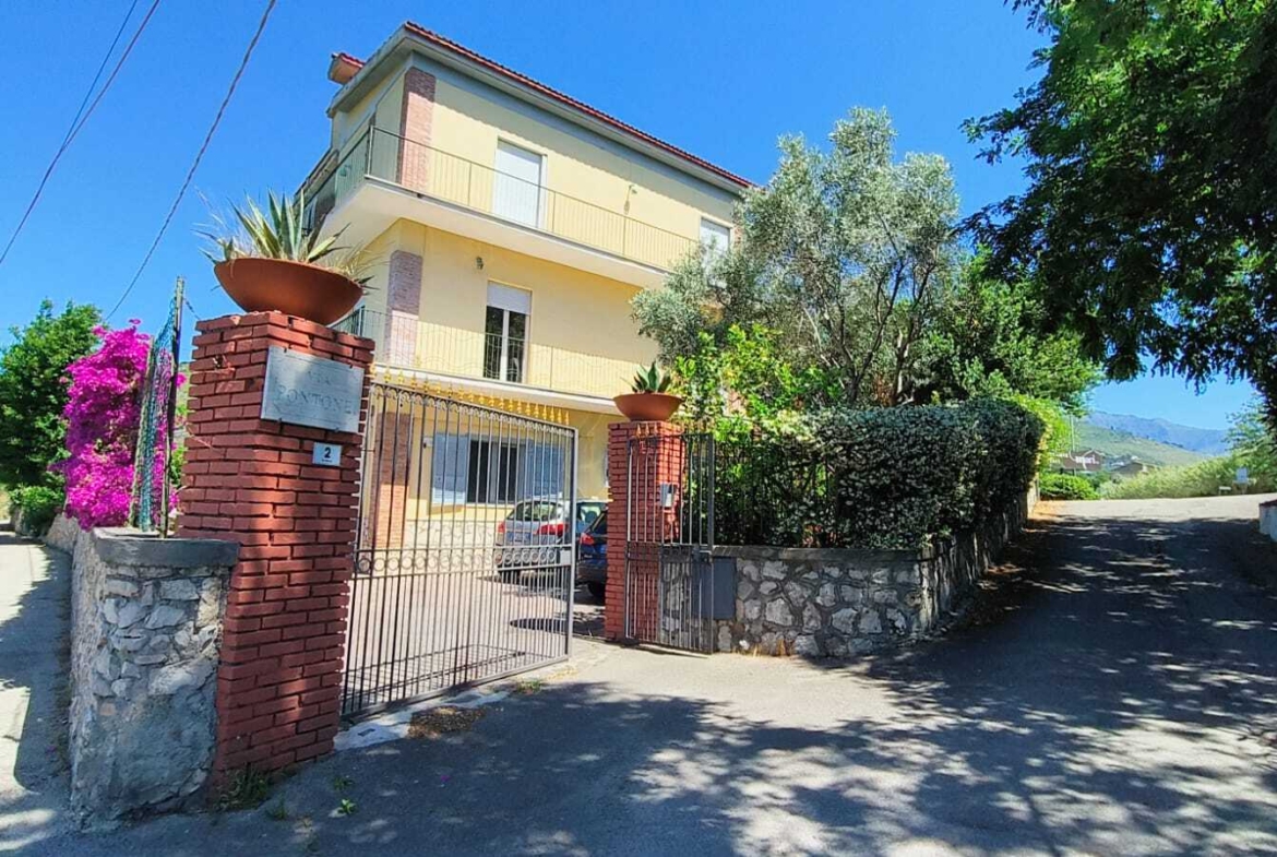 Tipologia Immobile: appartamento Provincia: latina Comune: formia Località:  Indirizzo: Via Pontone