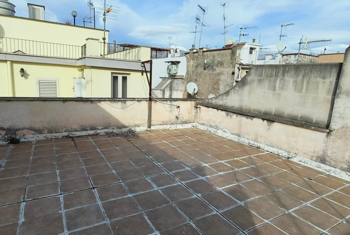 Tipologia Immobile: appartamento Provincia: latina Comune: gaeta Località:  Indirizzo: Via dell'Indipendenza