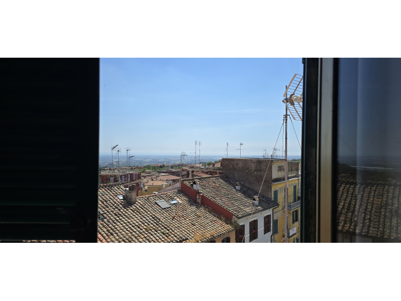 Tipologia Immobile: appartamento Provincia: roma Comune: genzano di roma Località:  Indirizzo: Piazza Vittorio Buttaroni
