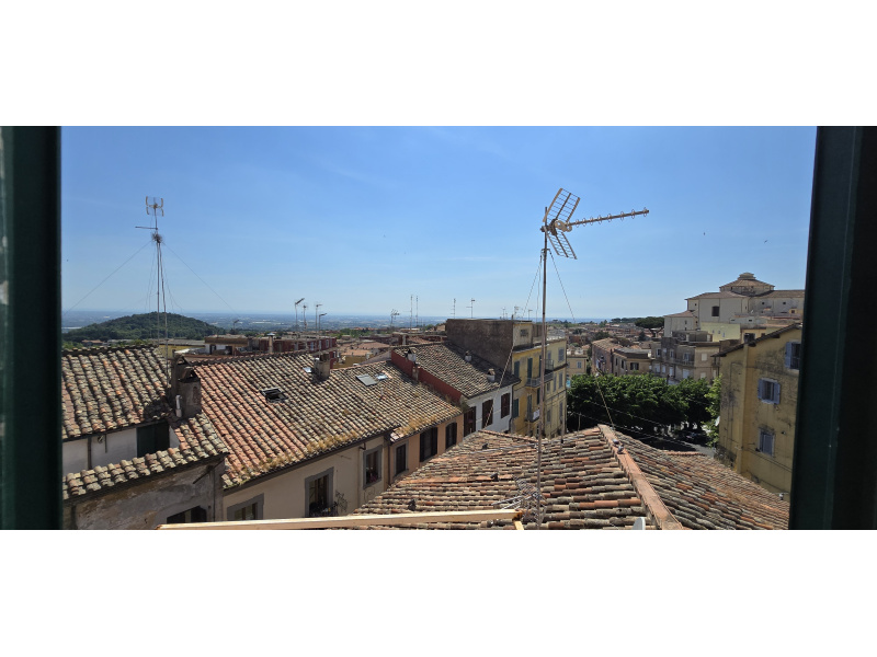 Tipologia Immobile: appartamento Provincia: roma Comune: genzano di roma Località:  Indirizzo: Piazza Vittorio Buttaroni