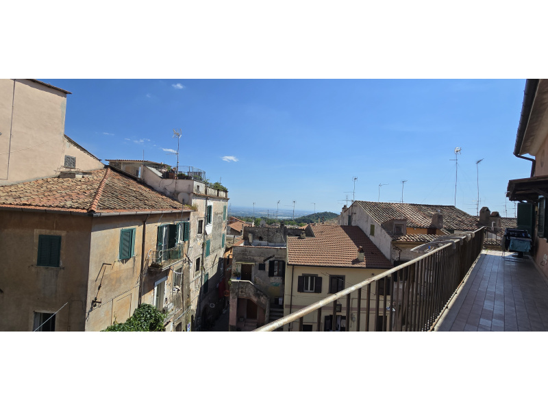 Tipologia Immobile: appartamento Provincia: roma Comune: genzano di roma Località:  Indirizzo: Piazza Vittorio Buttaroni