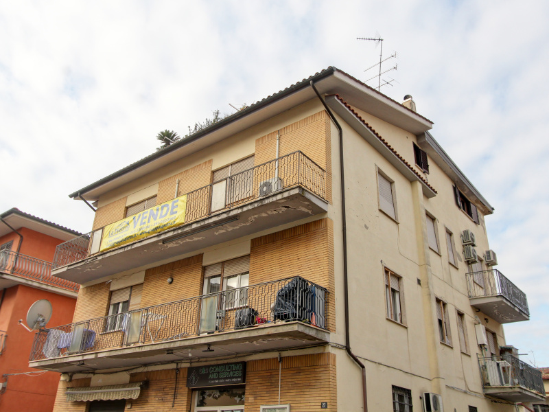 Tipologia Immobile: appartamento Provincia: roma Comune: monterotondo Località: monterotondo Indirizzo: Via Monte Pollino