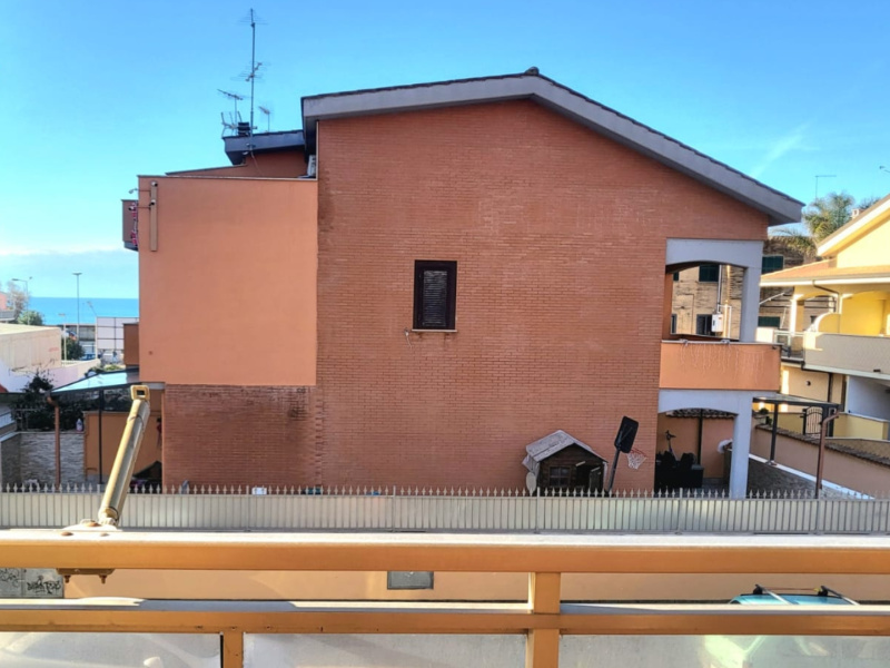 Tipologia Immobile: appartamento Provincia: roma Comune: pomezia Località:  Indirizzo: Via Olanda