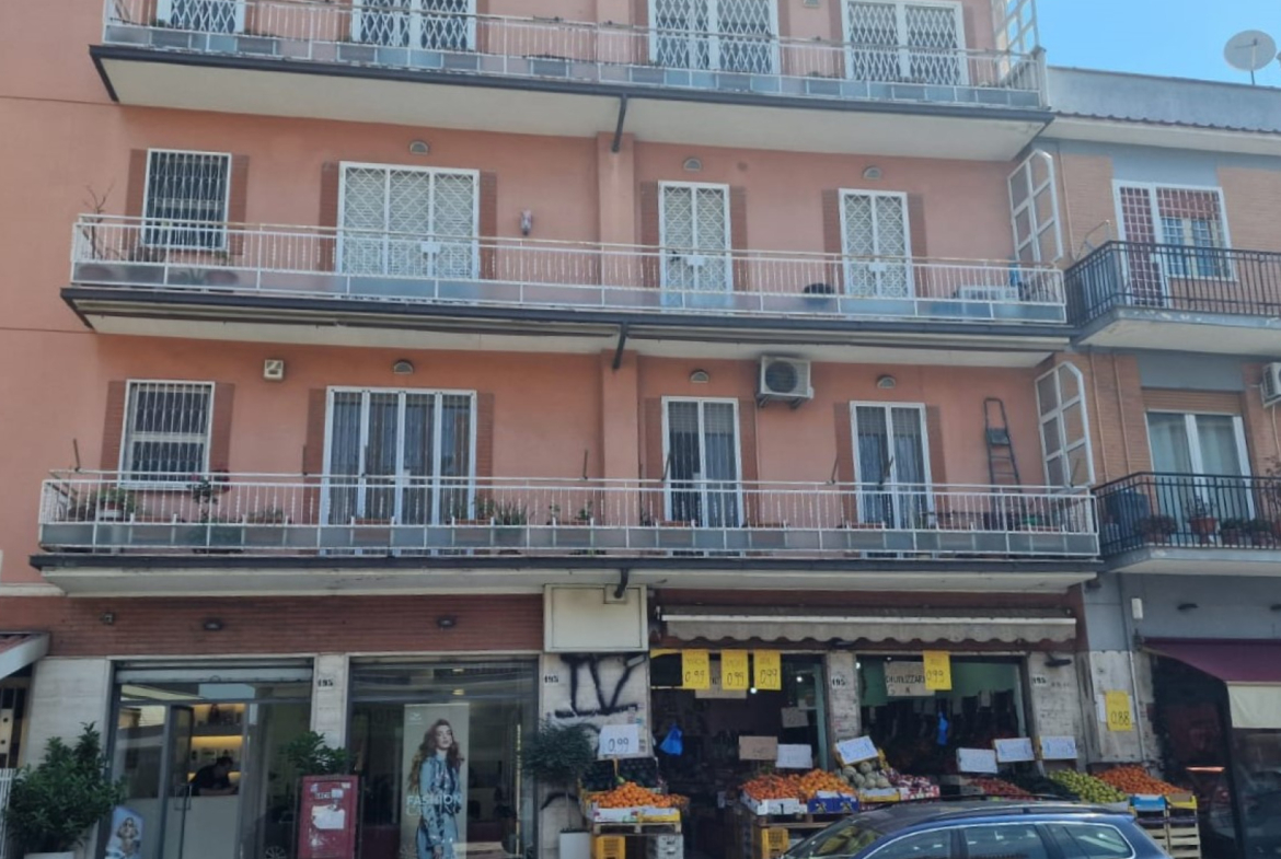 Tipologia Immobile: appartamento Provincia: roma Comune: roma Località: nuovo salario Indirizzo: Via Radicofani