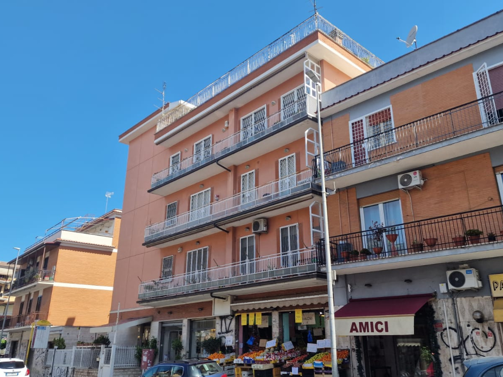Tipologia Immobile: appartamento Provincia: roma Comune: roma Località: nuovo salario Indirizzo: Via Radicofani