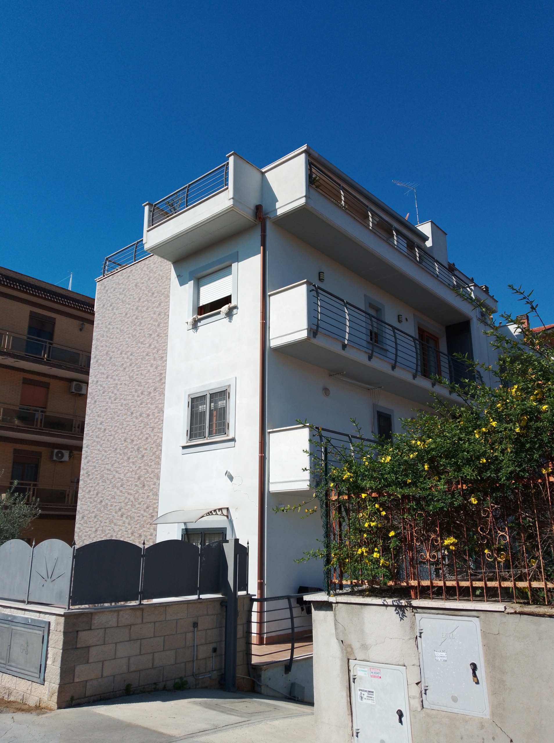 Tipologia Immobile: appartamento Provincia: roma Comune: roma Località: torre gaia - torrenova Indirizzo: Via Cianciana