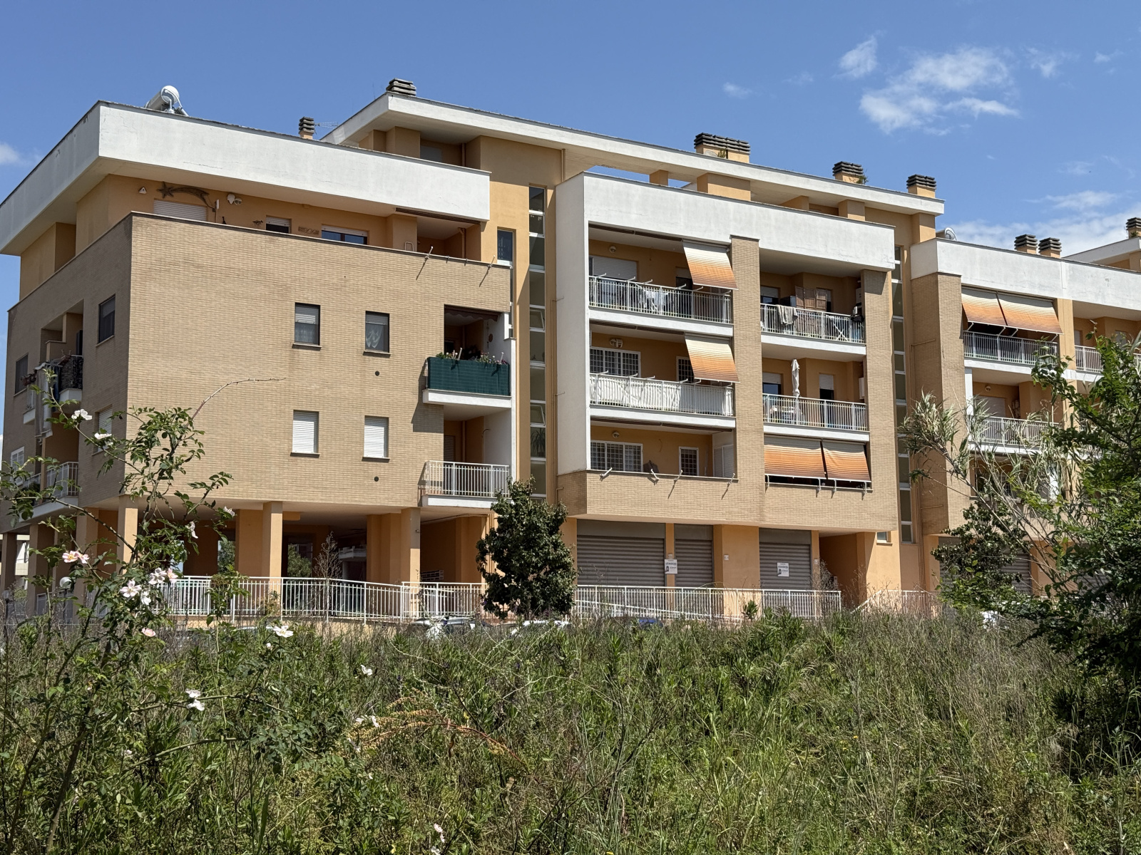 Tipologia Immobile: appartamento Provincia: roma Comune: roma Località: torre angela Indirizzo: Via Raffaello Liberti