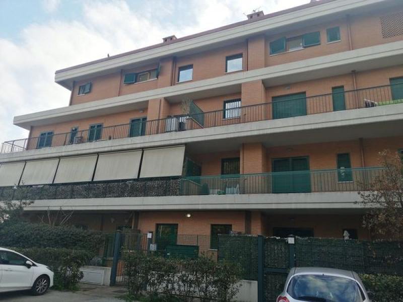Tipologia Immobile: appartamento Provincia: roma Comune: roma Località: anagnina Indirizzo: Via Giusto Fontanini