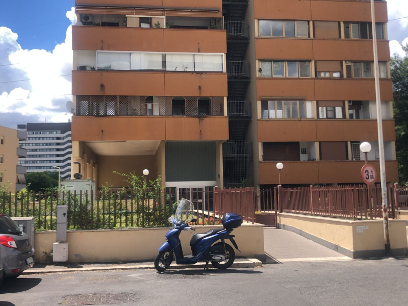 Tipologia Immobile: appartamento Provincia: roma Comune: roma Località:  Indirizzo: Via Sorelle Tetrazzini