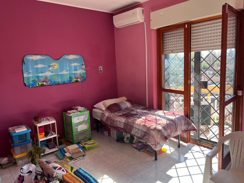 Tipologia Immobile: appartamento Provincia: roma Comune: roma Località: acilia Indirizzo: Via del Poggio di Acilia