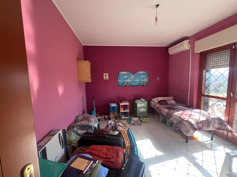 Tipologia Immobile: appartamento Provincia: roma Comune: roma Località: acilia Indirizzo: Via del Poggio di Acilia