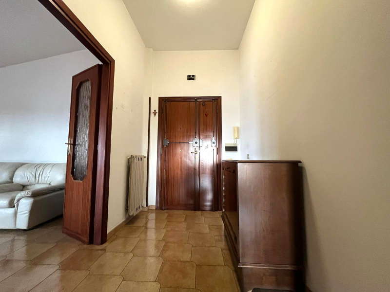 Tipologia Immobile: appartamento Provincia: roma Comune: roma Località: selva candida Indirizzo: Via Mombaruzzo