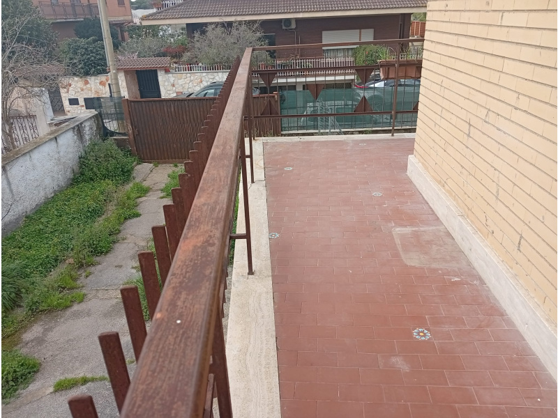 Tipologia Immobile: appartamento Provincia: roma Comune: roma Località: acilia Indirizzo: Via Bastiglia