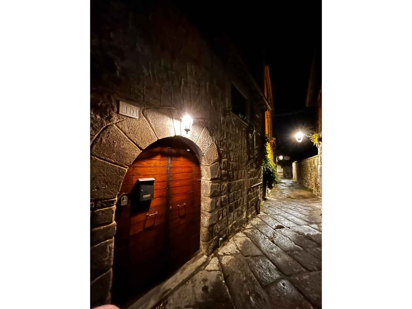 Tipologia Immobile: appartamento Provincia: viterbo Comune: viterbo Località: san pellegrino Indirizzo: Via Grotti