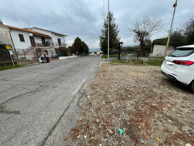 Tipologia Immobile: terreno agricolo Provincia: roma Comune: fiano romano Località:  Indirizzo: Via Tiberina