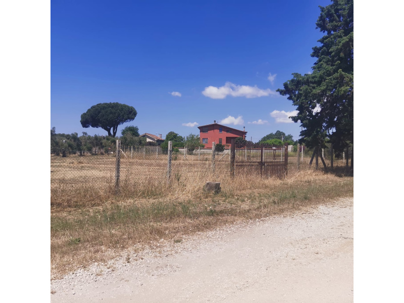 Tipologia Immobile: terreno edificabile Provincia: roma Comune: nettuno Località: tre cancelli Indirizzo: Via Chiusi