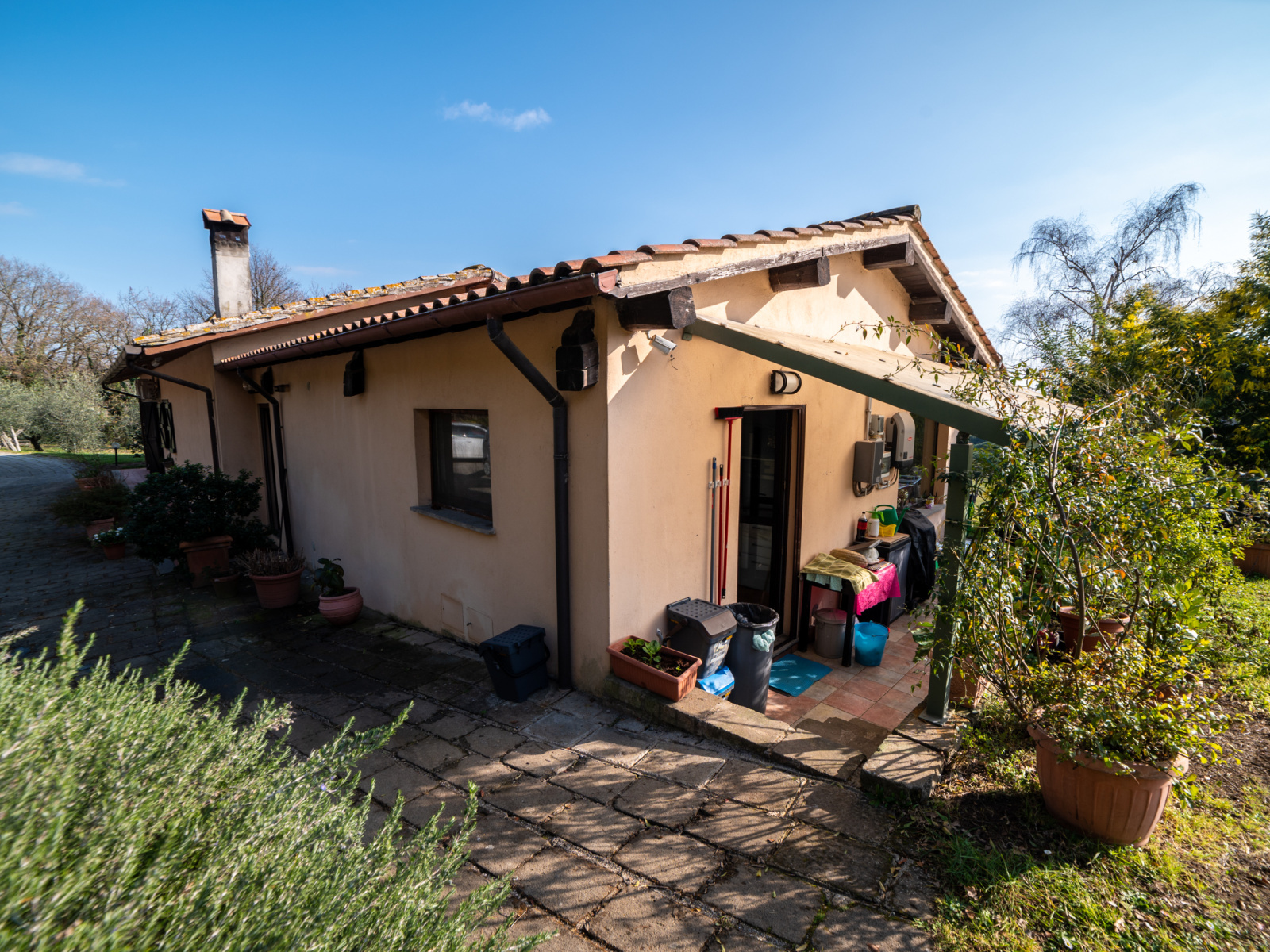 Tipologia Immobile: villa / indipendente / semi indipendente Provincia: viterbo Comune: sutri Località:  Indirizzo: Località la Calandrina