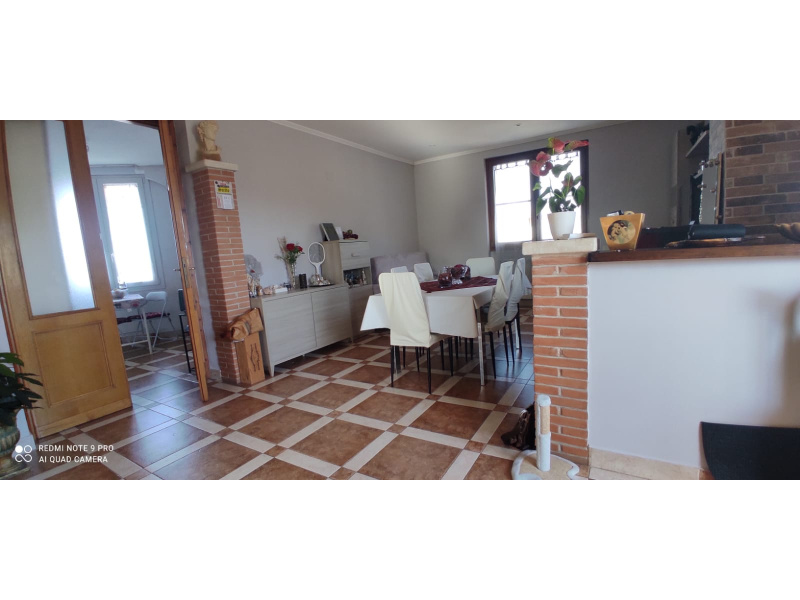 Tipologia Immobile: appartamento Provincia: roma Comune: ardea Località:  Indirizzo: Via Isernia