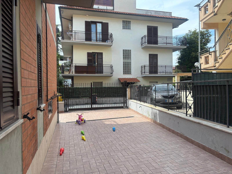 Tipologia Immobile: appartamento Provincia: roma Comune: monterotondo Località: monterotondo Indirizzo: Via Marzabotto